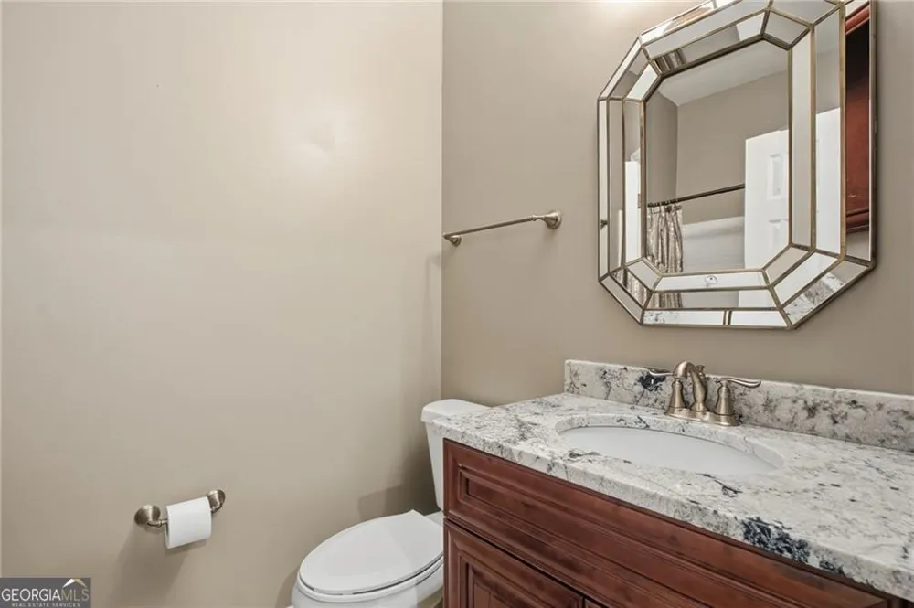 5350 Brooke Ridge DR Dunwoody, GA 30338