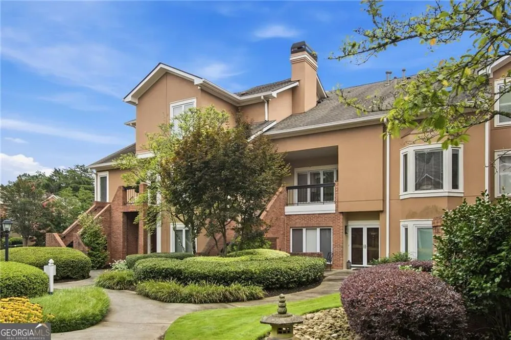5350 Brooke Ridge DR Dunwoody, GA 30338