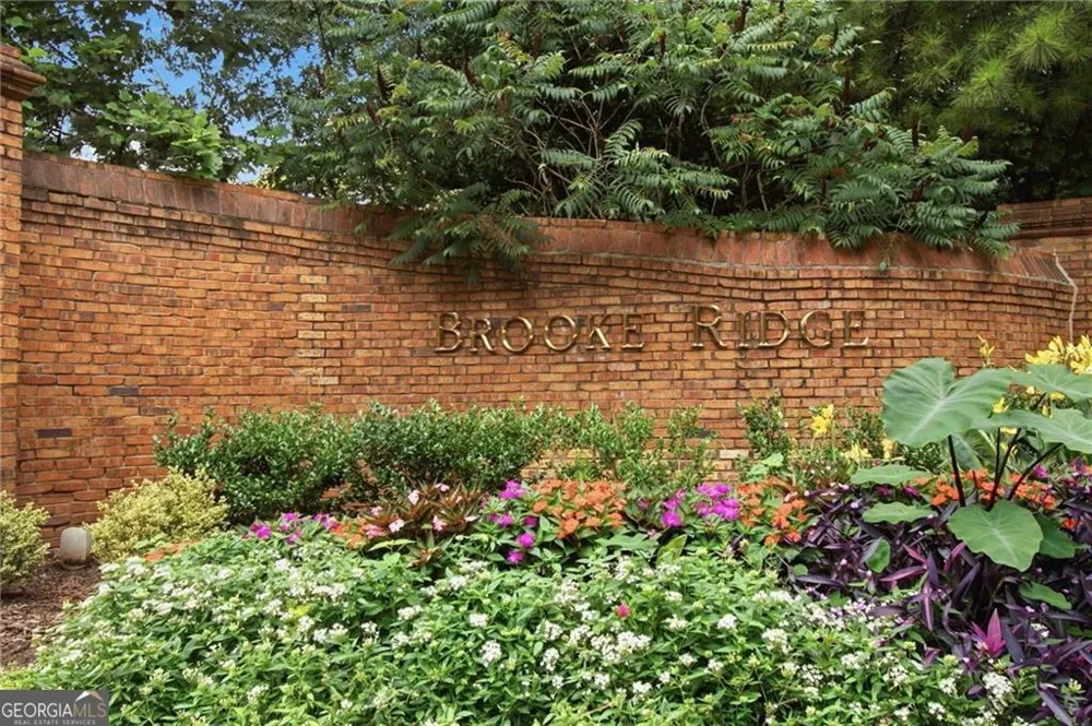 5350 Brooke Ridge DR Dunwoody, GA 30338
