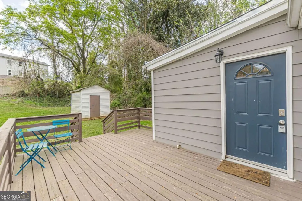 3182 Lake AVE Hapeville, GA 30354