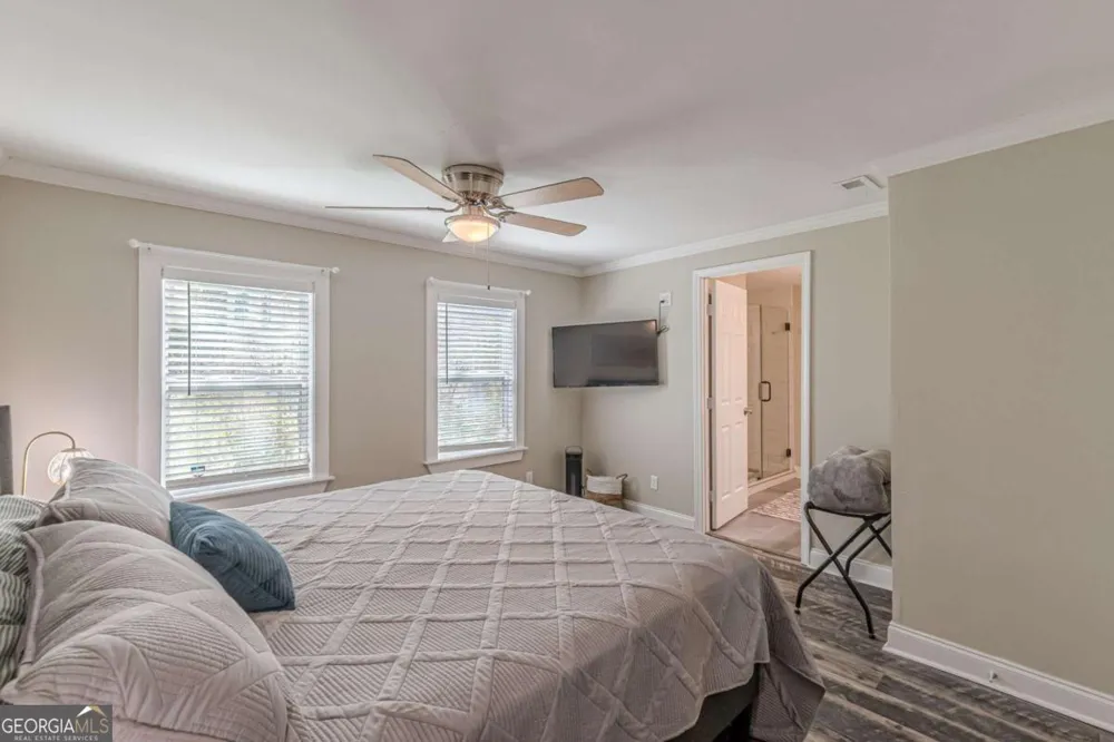 3182 Lake AVE Hapeville, GA 30354