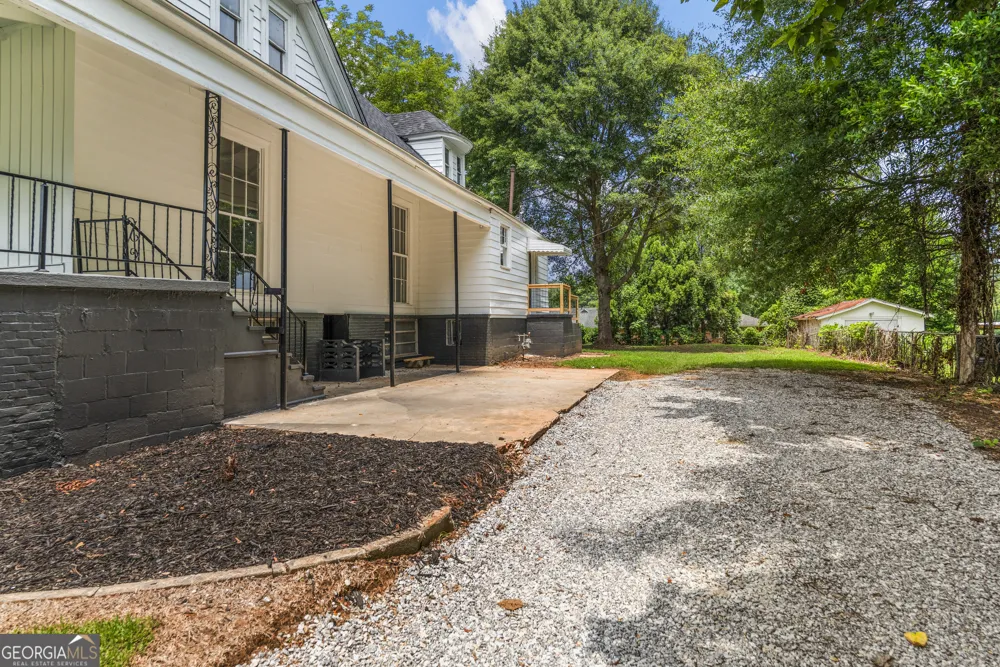 210 N 14th ST Lanett, AL 36863