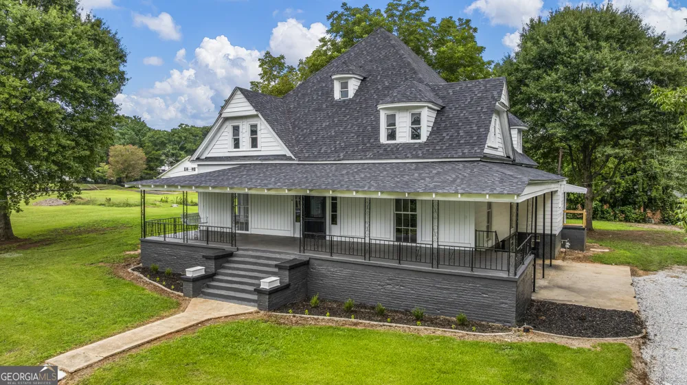 210 N 14th ST Lanett, AL 36863
