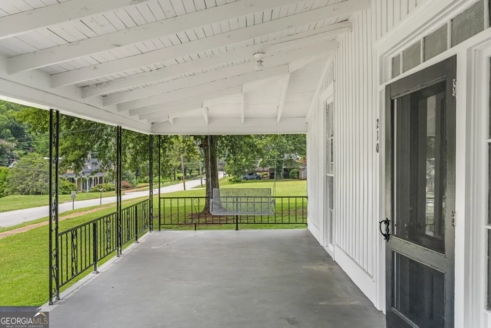 210 N 14th ST Lanett, AL 36863