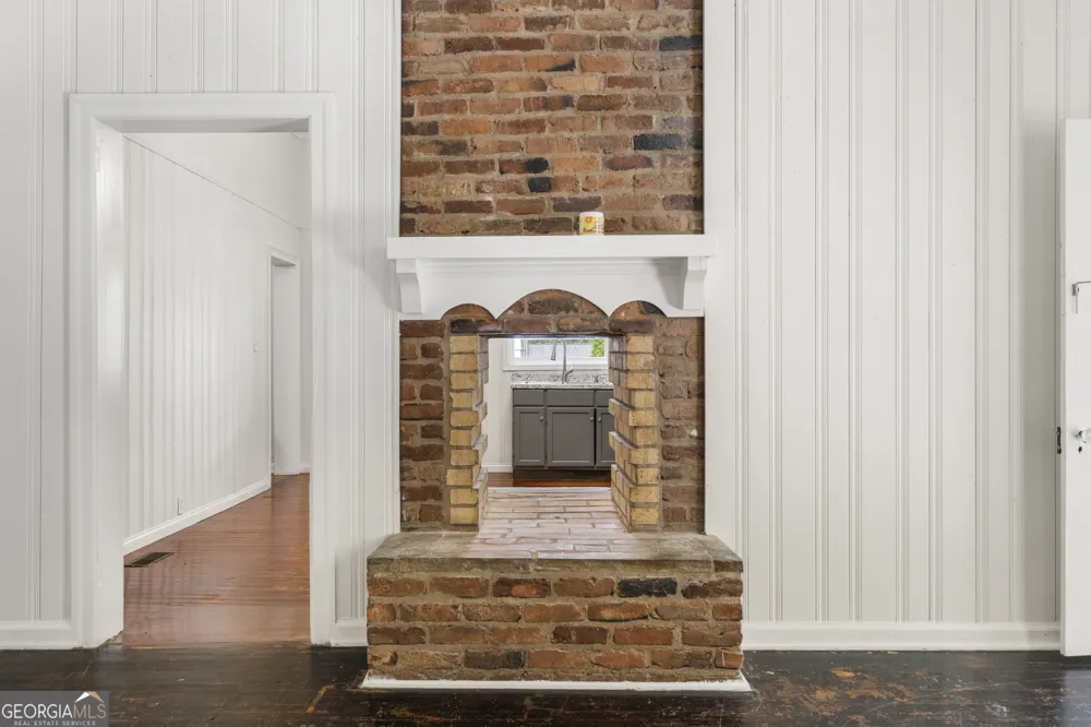 210 N 14th ST Lanett, AL 36863