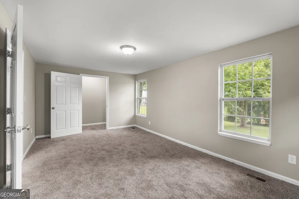 210 N 14th ST Lanett, AL 36863