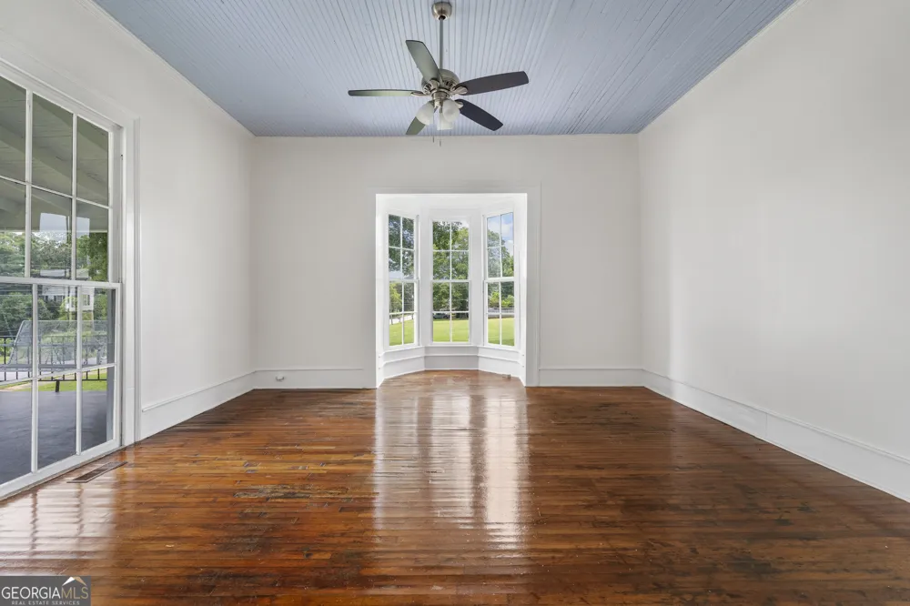 210 N 14th ST Lanett, AL 36863