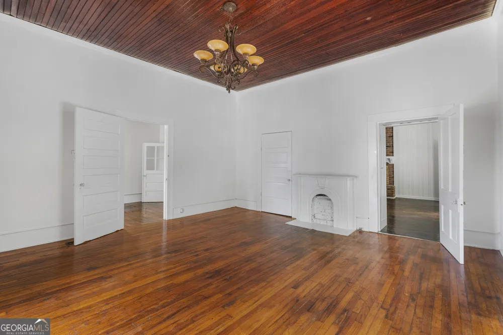 210 N 14th ST Lanett, AL 36863