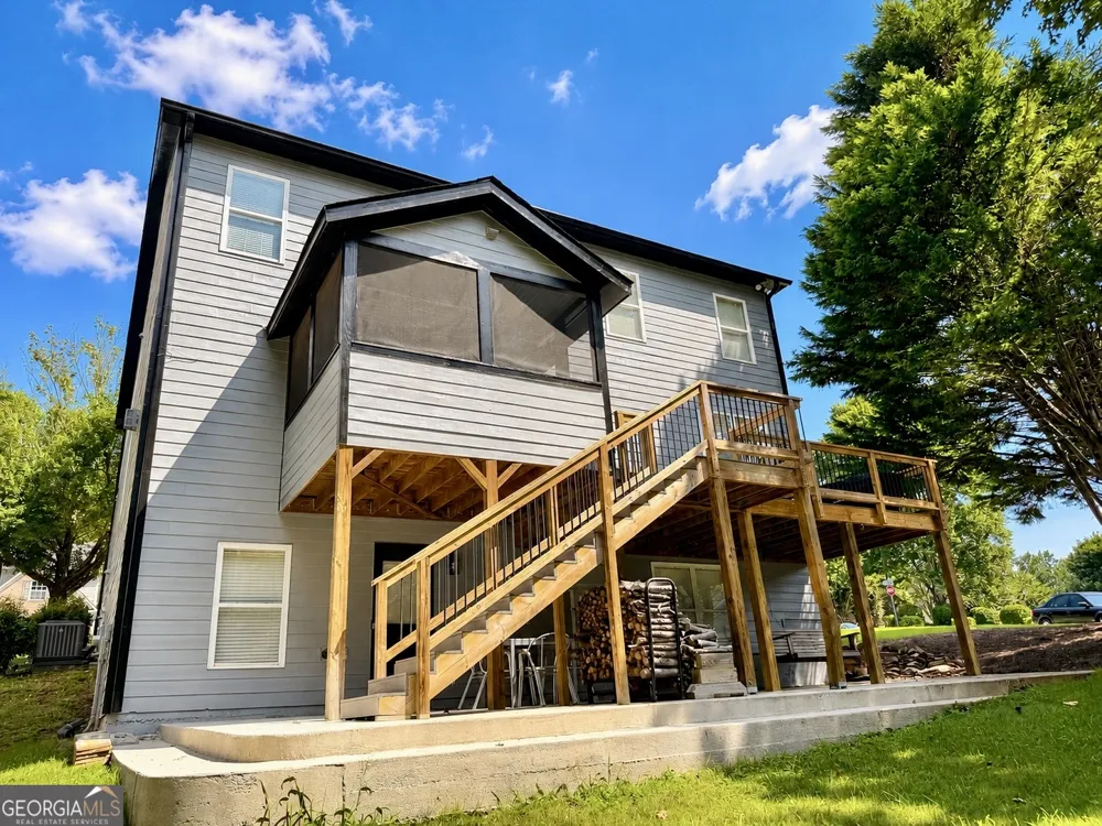 884 Liberty Ives DR Auburn, GA 30011