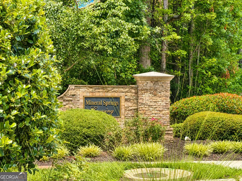 884 Liberty Ives DR Auburn, GA 30011