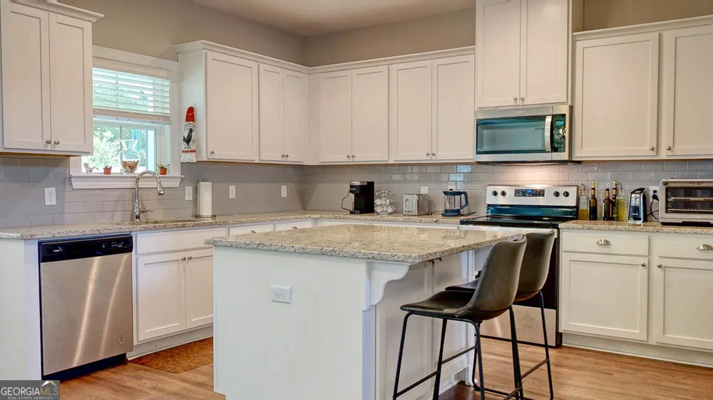 126 SamsDrive Guyton, GA 31312