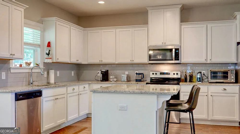 126 SamsDrive Guyton, GA 31312