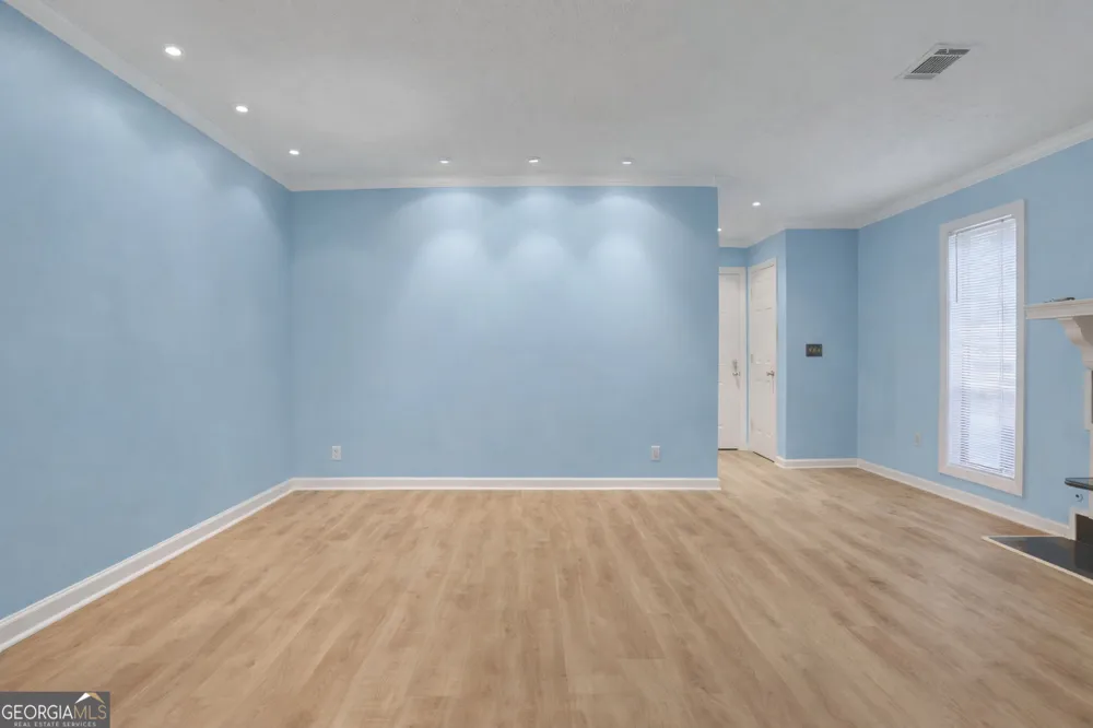 3843 Woodridge WAY Tucker, GA 30084
