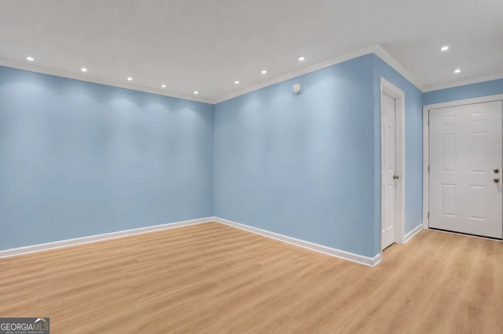 3843 Woodridge WAY Tucker, GA 30084