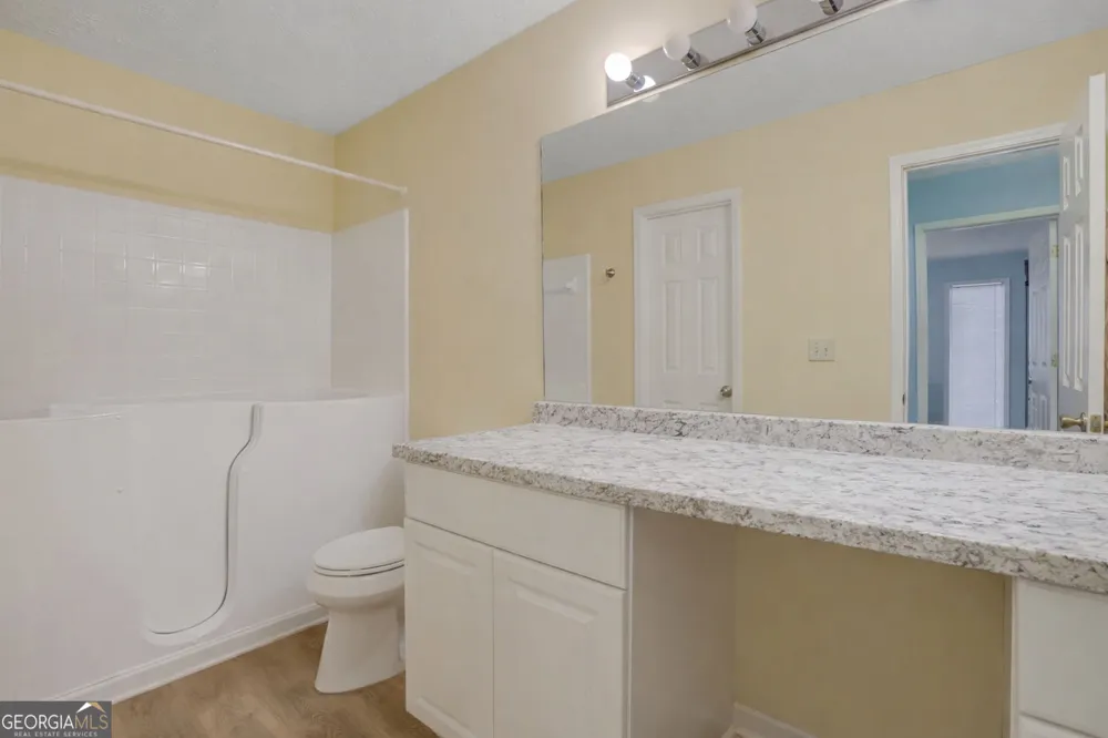 3843 Woodridge WAY Tucker, GA 30084