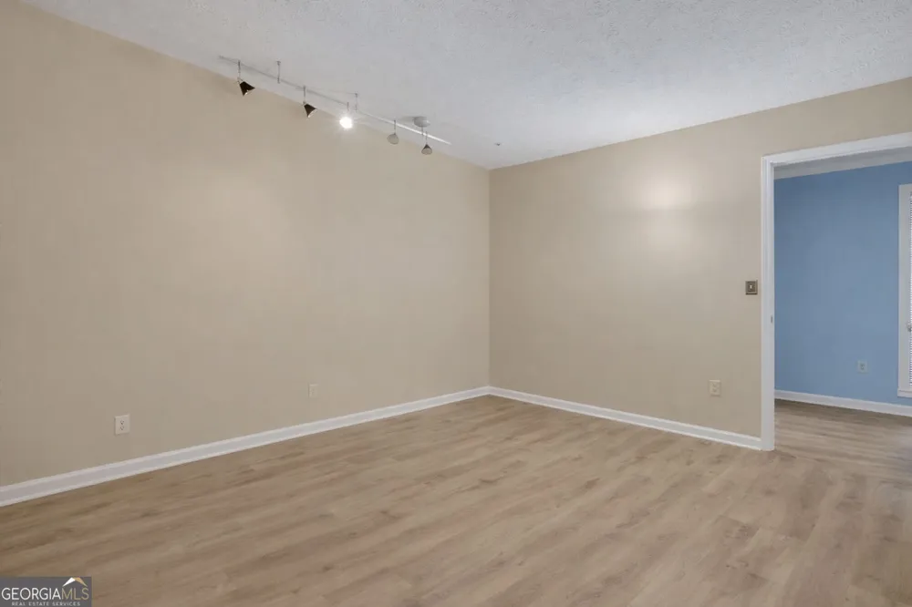 3843 Woodridge WAY Tucker, GA 30084