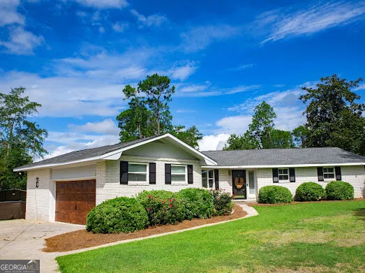 460 S College ST Metter, GA 30439