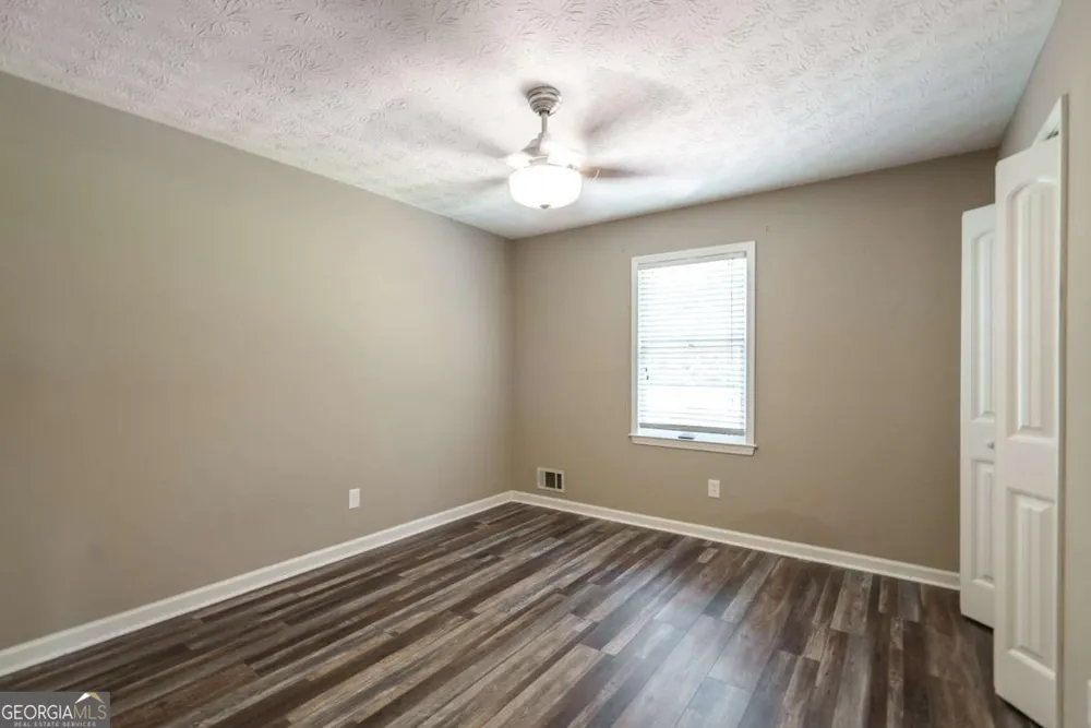 5240 Emmett Still RD Loganville, GA 30052