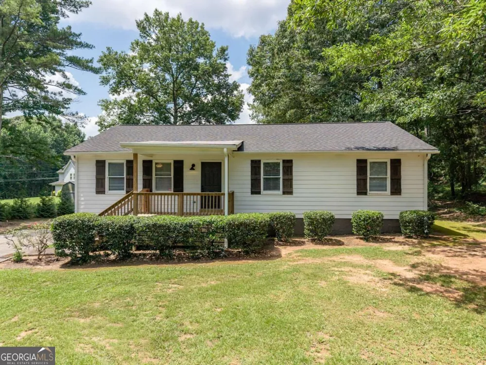 5240 Emmett Still RD Loganville, GA 30052