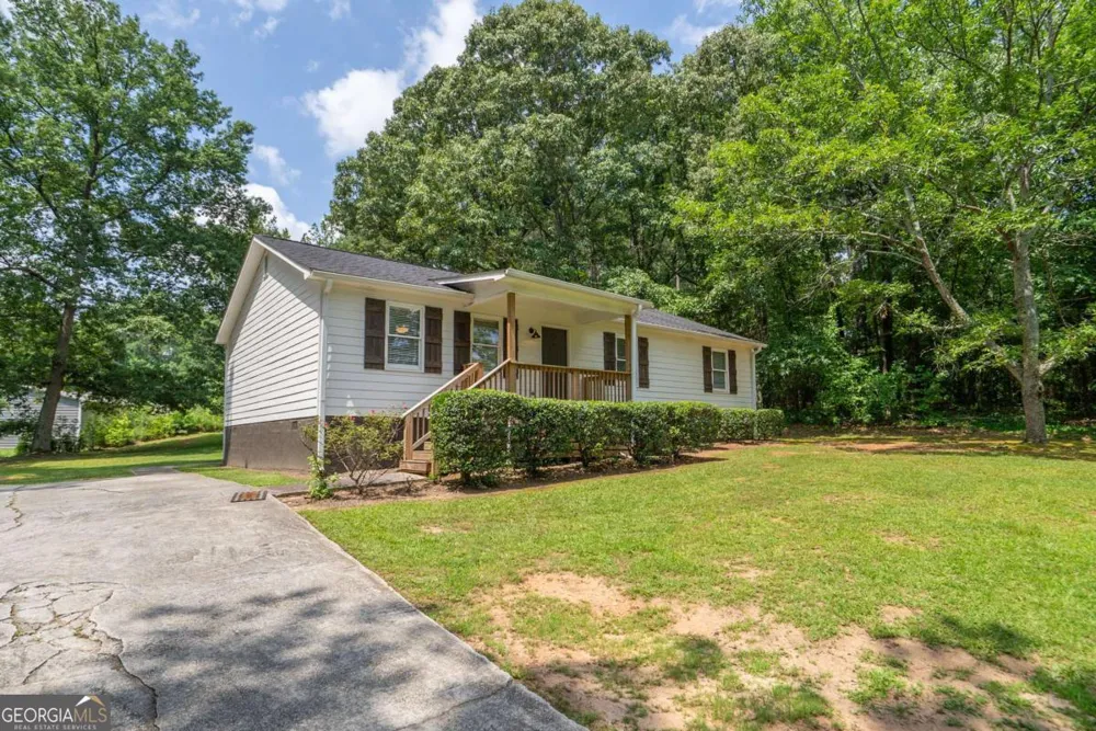 5240 Emmett Still RD Loganville, GA 30052