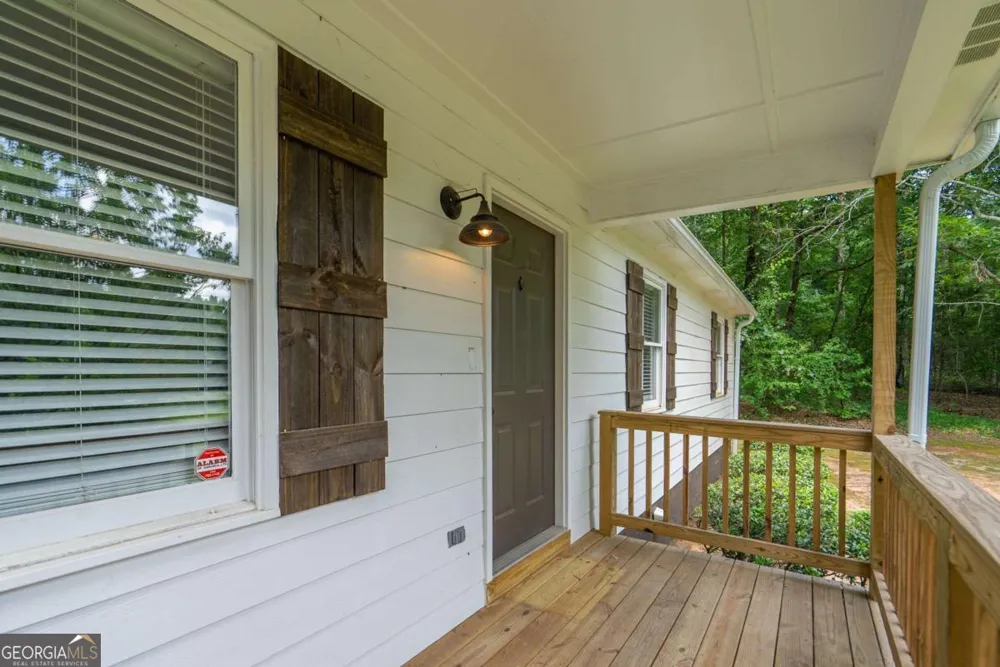 5240 Emmett Still RD Loganville, GA 30052
