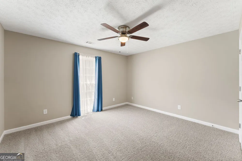 1194 Foster RD Statham, GA 30666
