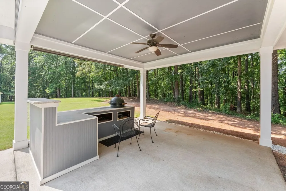 1194 Foster RD Statham, GA 30666