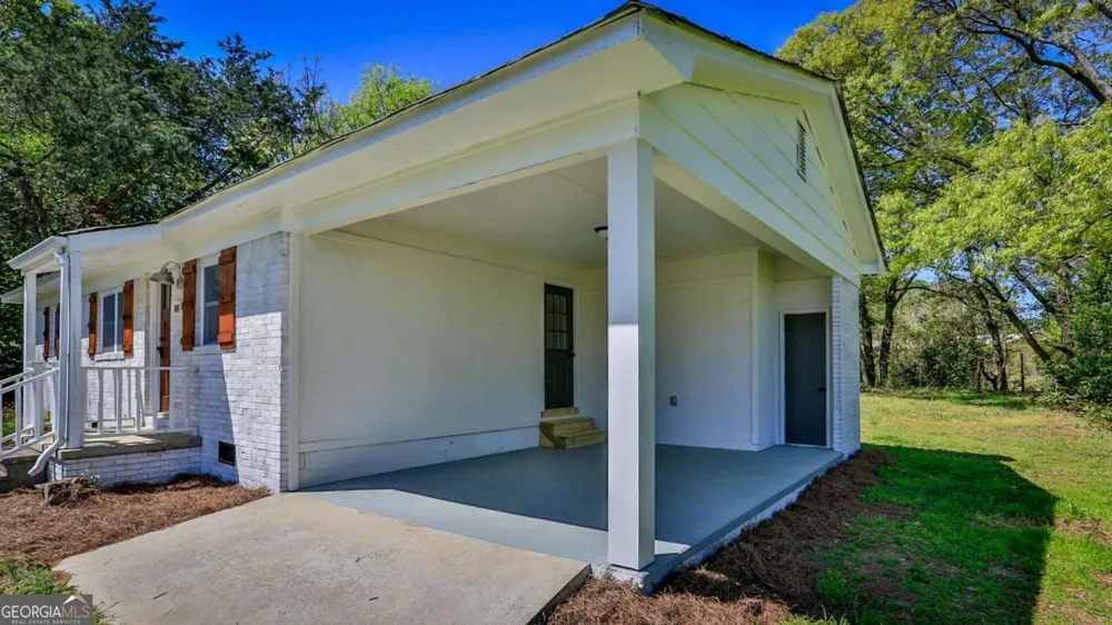 680 North AVE Madison, GA 30650