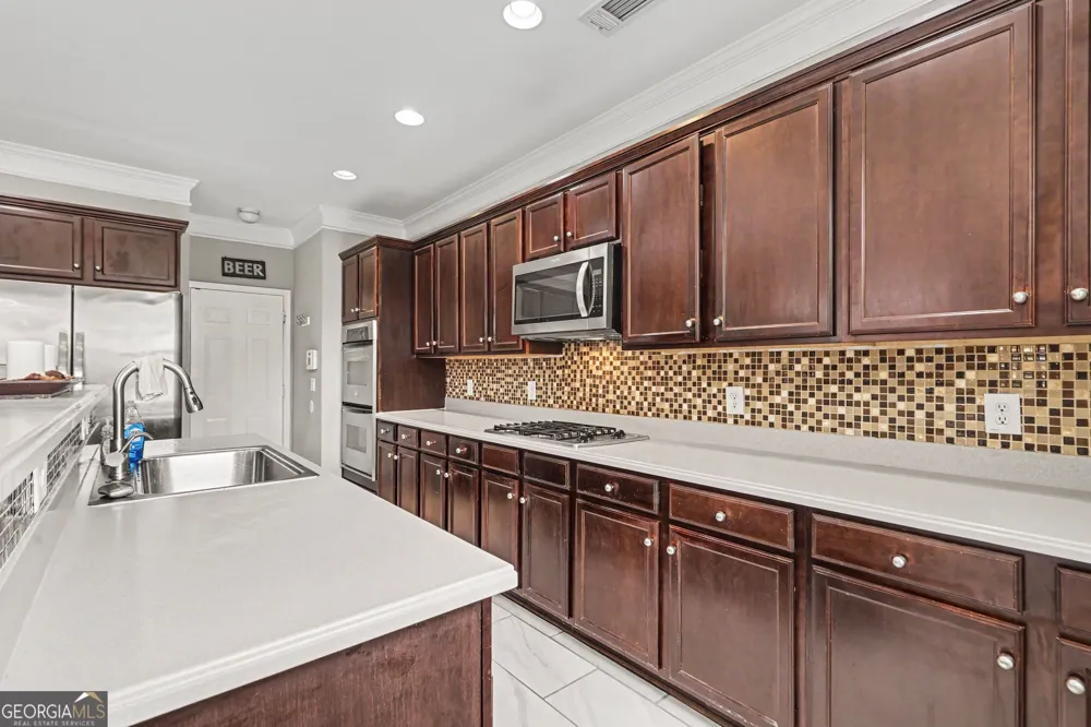 4402 Alysheba DR Fairburn, GA 30213