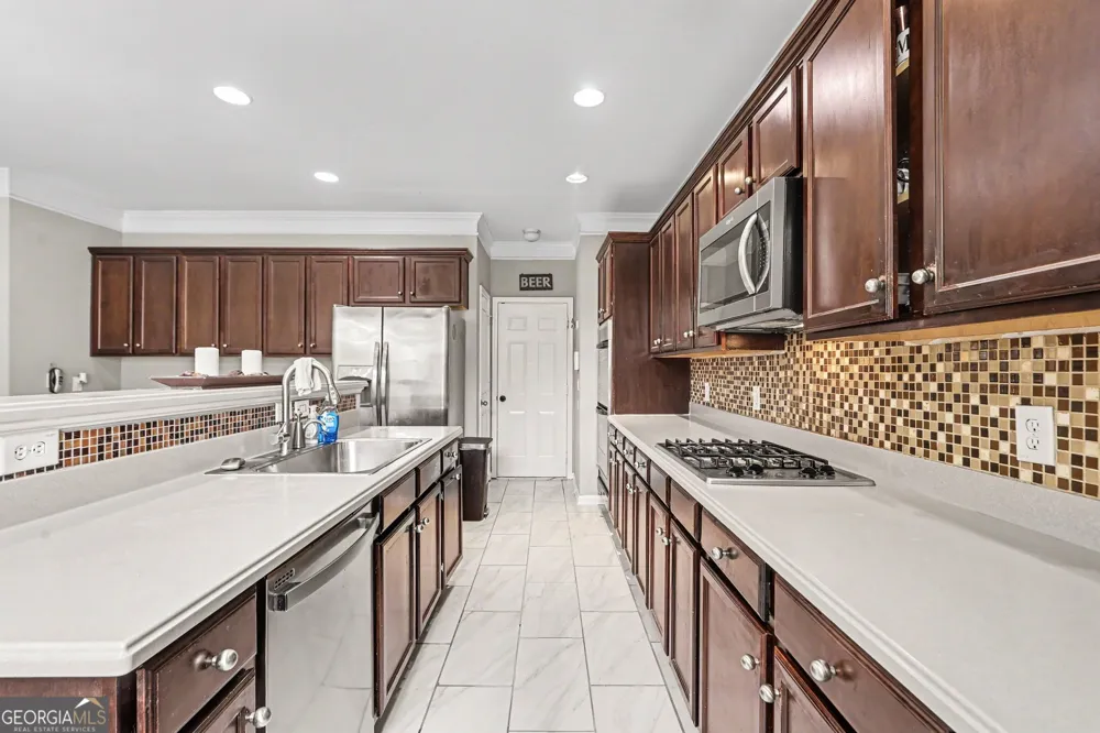 4402 Alysheba DR Fairburn, GA 30213