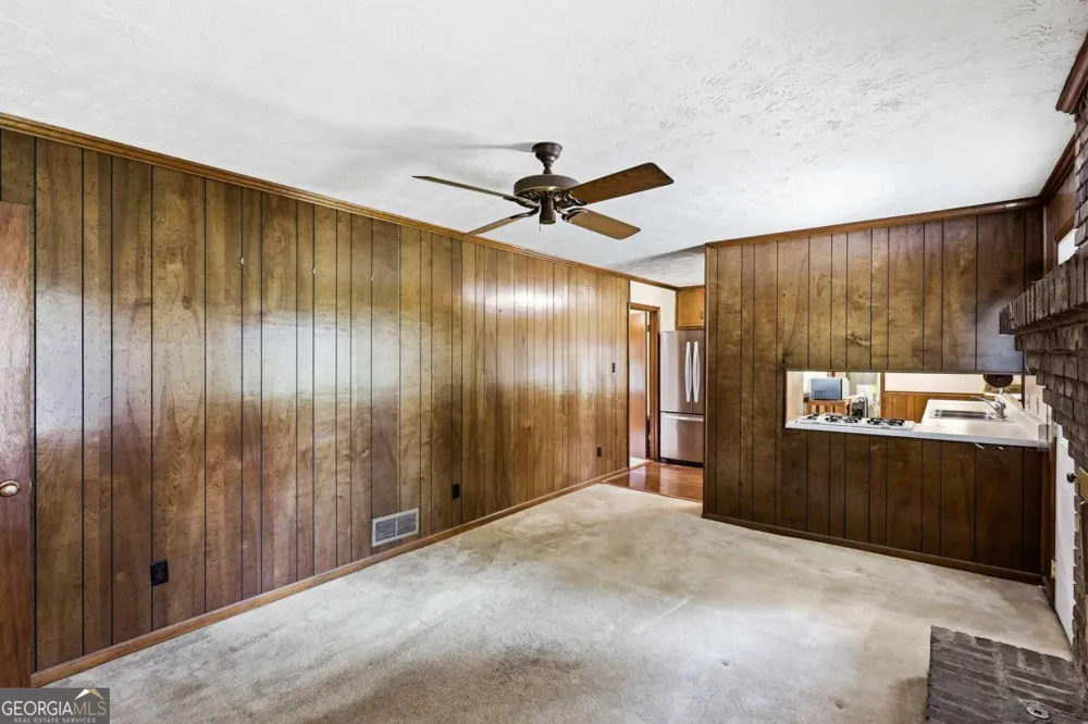 2171 Pinehurst RD Snellville, GA 30078