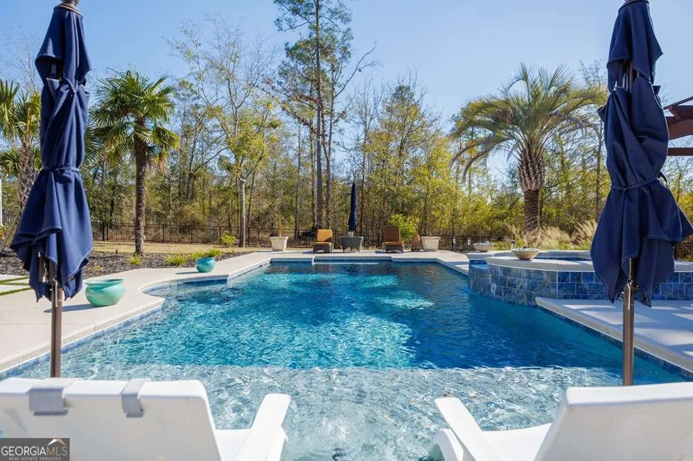 3778 Bear Lake RD Valdosta, GA 31601