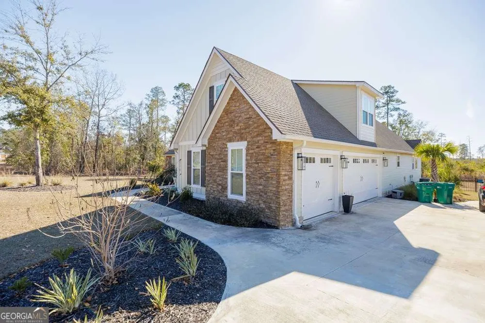 3778 Bear Lake RD Valdosta, GA 31601