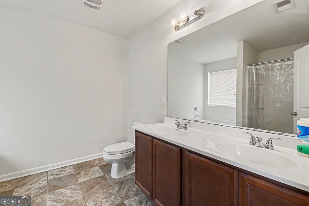 2072 Cedar Walk DR Conley, GA 30288