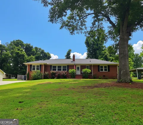 503 Crestview Lane