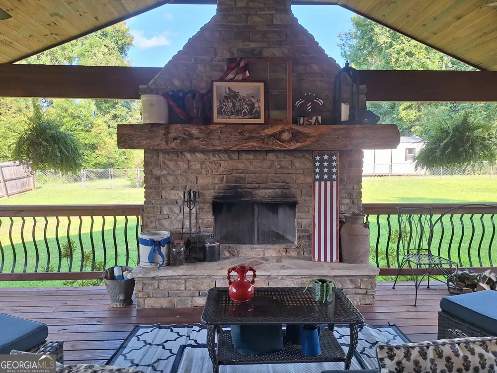 503 Crestview Lane Valley, AL 36854