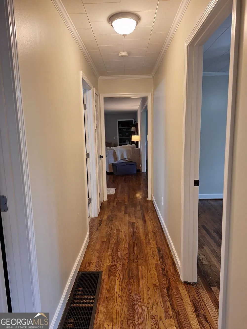 503 Crestview Lane Valley, AL 36854