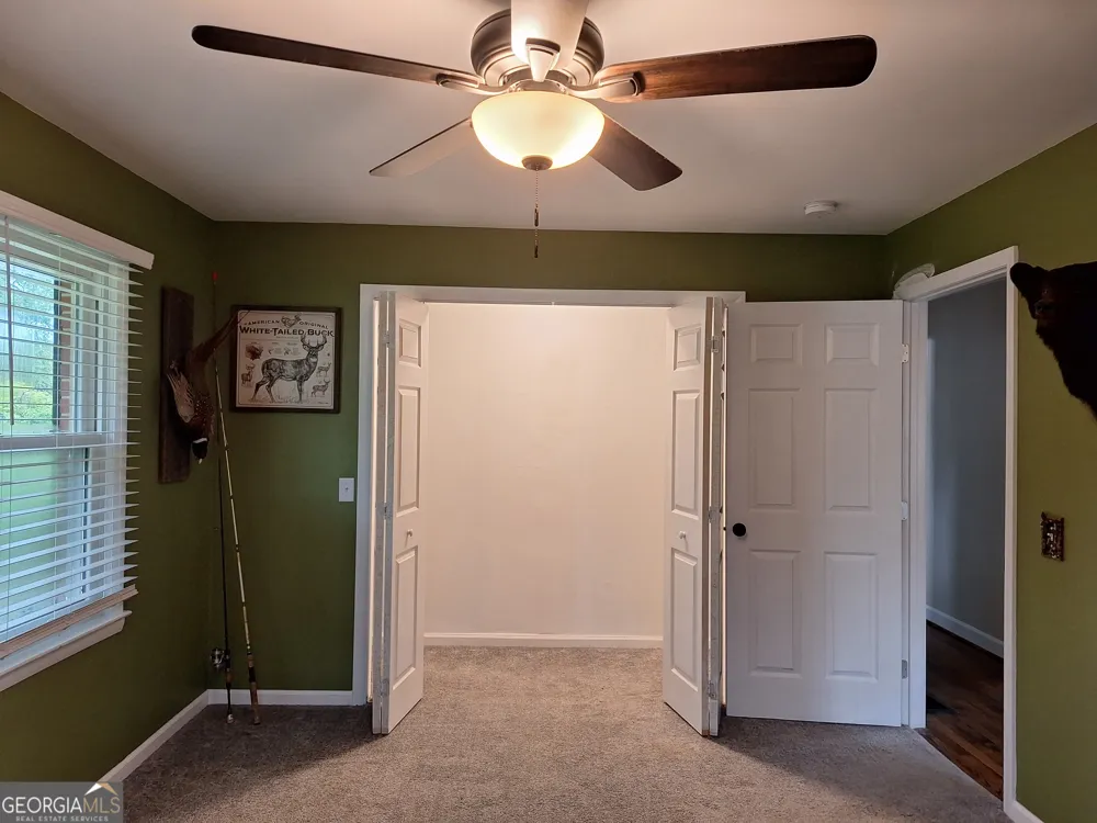 503 Crestview Lane Valley, AL 36854