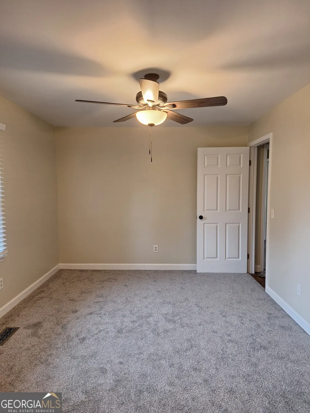 503 Crestview Lane Valley, AL 36854