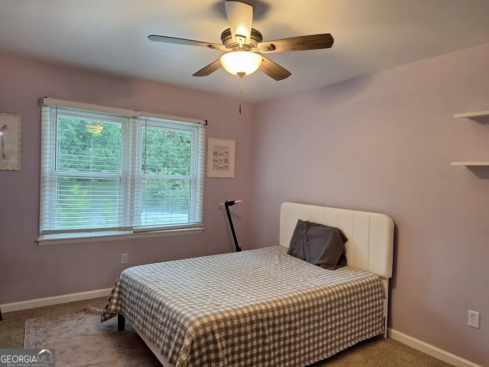 503 Crestview Lane Valley, AL 36854