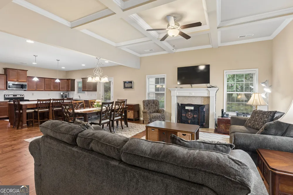 6 Marvin Gardens Sharpsburg, GA 30277