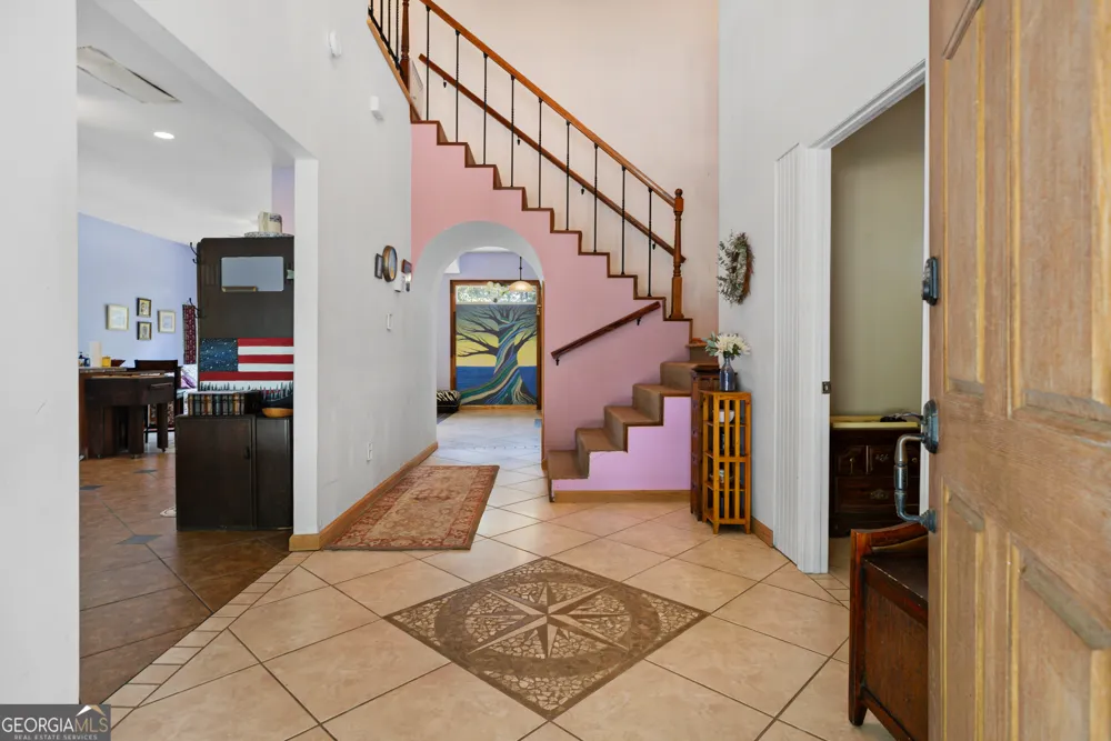 286 Killarney WAY Kingston, GA 30145
