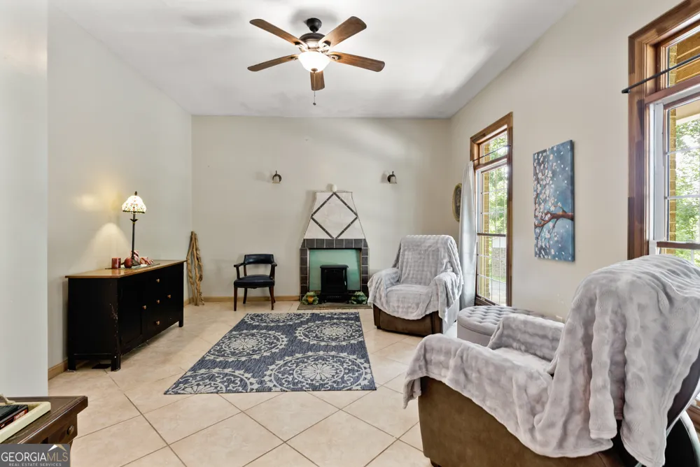 286 Killarney WAY Kingston, GA 30145