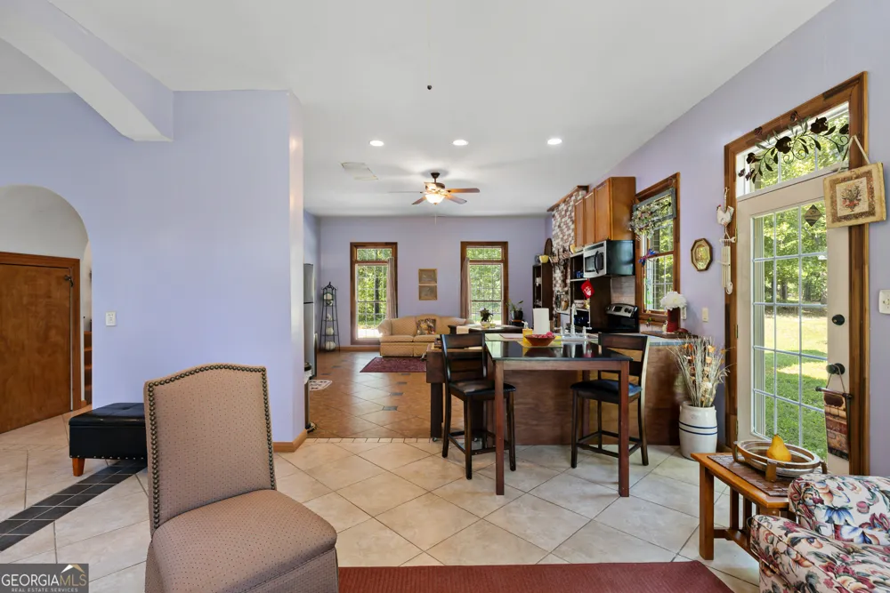 286 Killarney WAY Kingston, GA 30145
