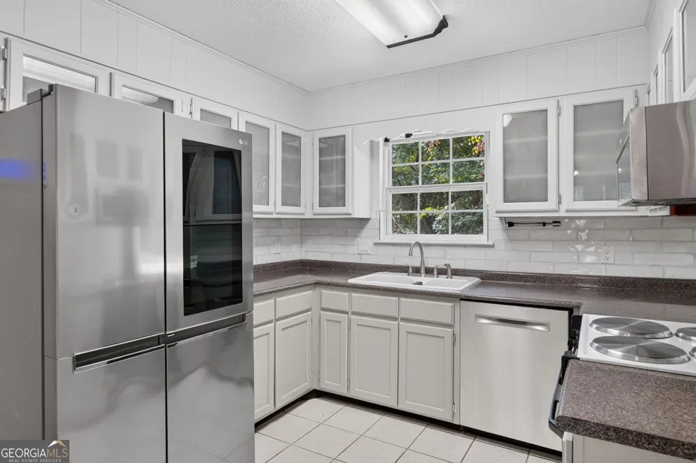 901 Queens CT Hinesville, GA 31313