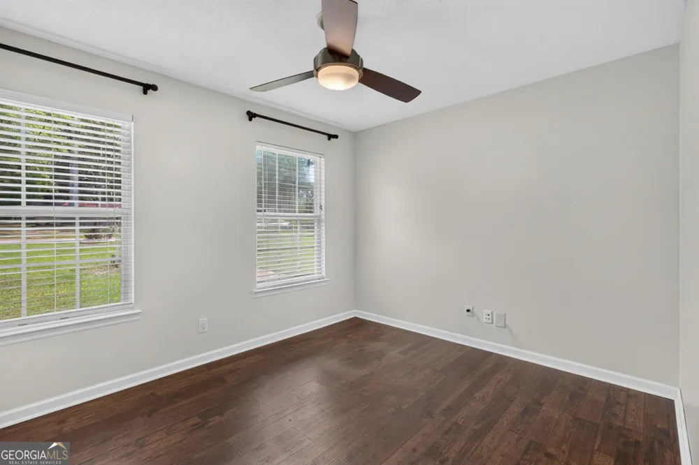 901 Queens CT Hinesville, GA 31313