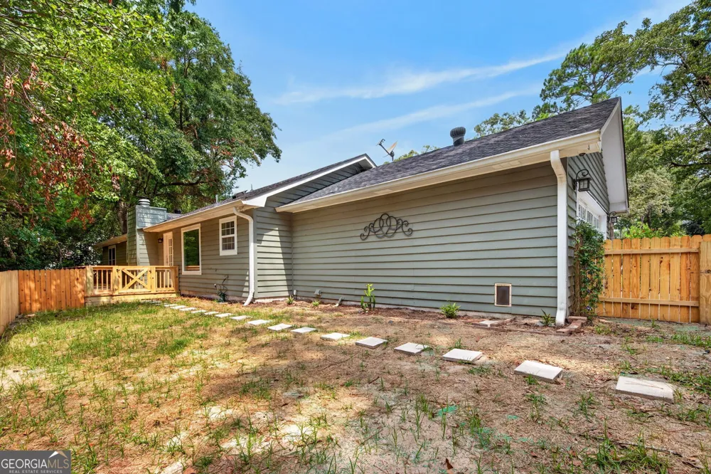 901 Queens CT Hinesville, GA 31313
