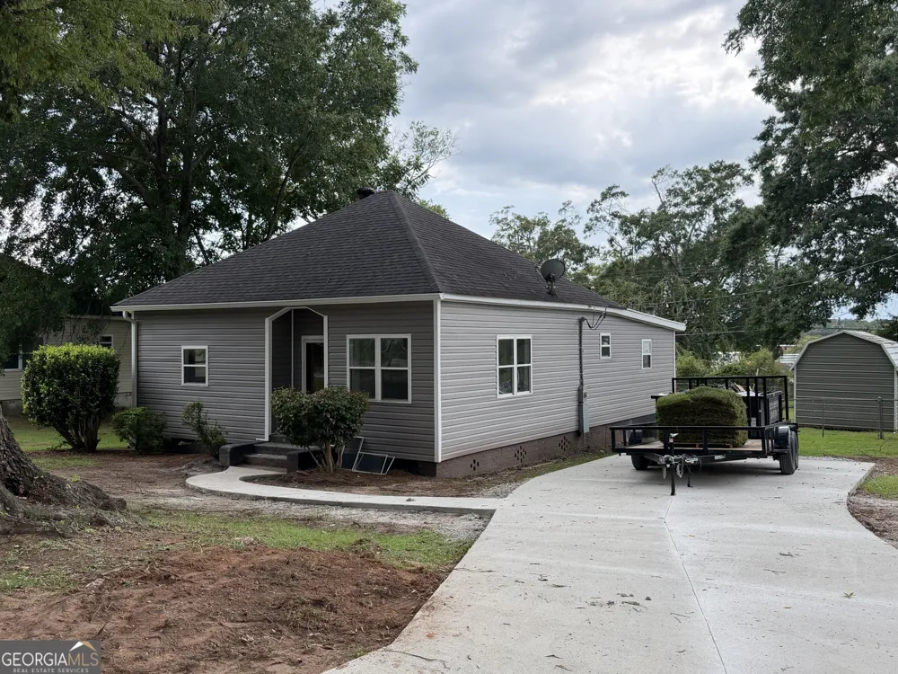3303 21st AVE Valley, AL 36854