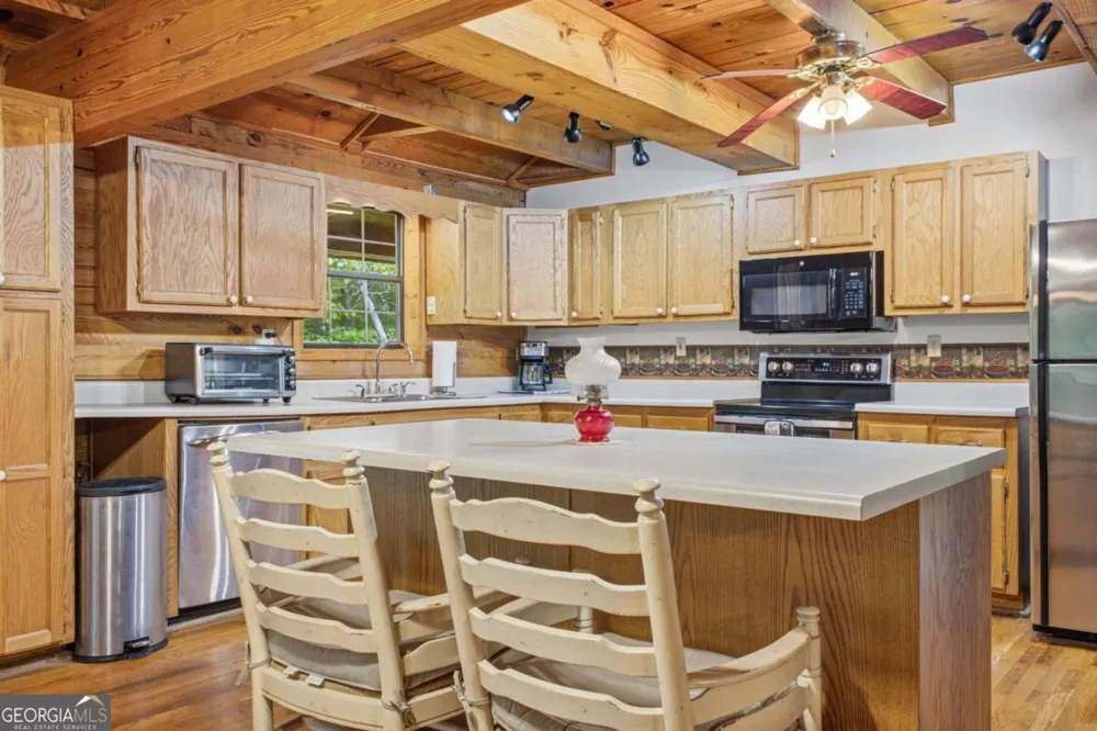 206 Henson RD SW Cave Spring, GA 30124