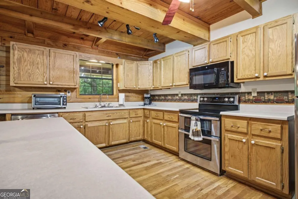 206 Henson RD SW Cave Spring, GA 30124